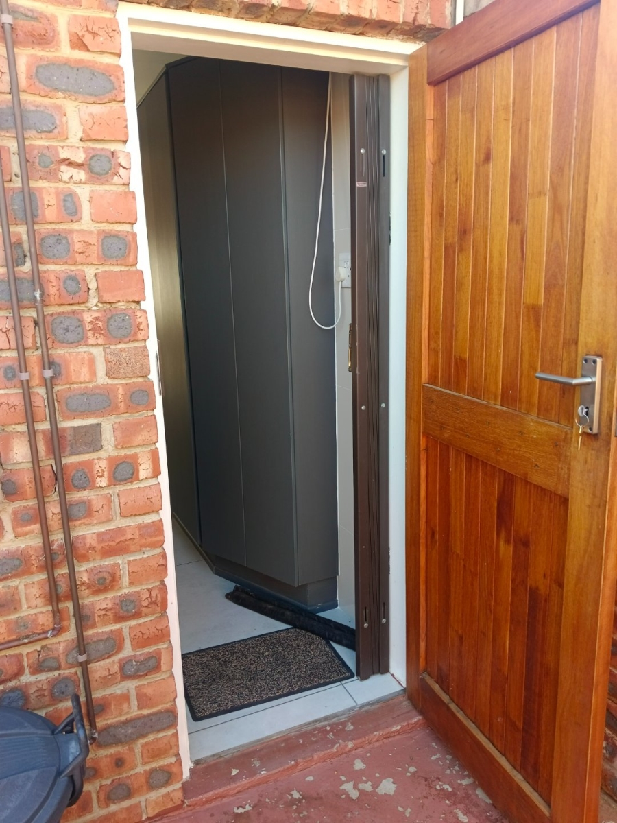 2 Bedroom Property for Sale in Riebeeckstad Free State